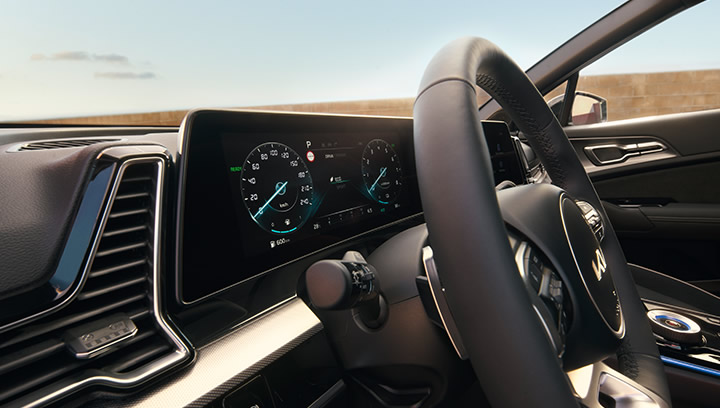 Kia EV9 GT, grau, Detailansicht Felge Vorderrad, Fahrerseite